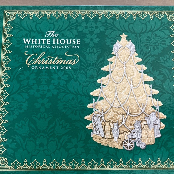 White House Christmas Ornaments - 2006-2012 - Picture 5 of 15